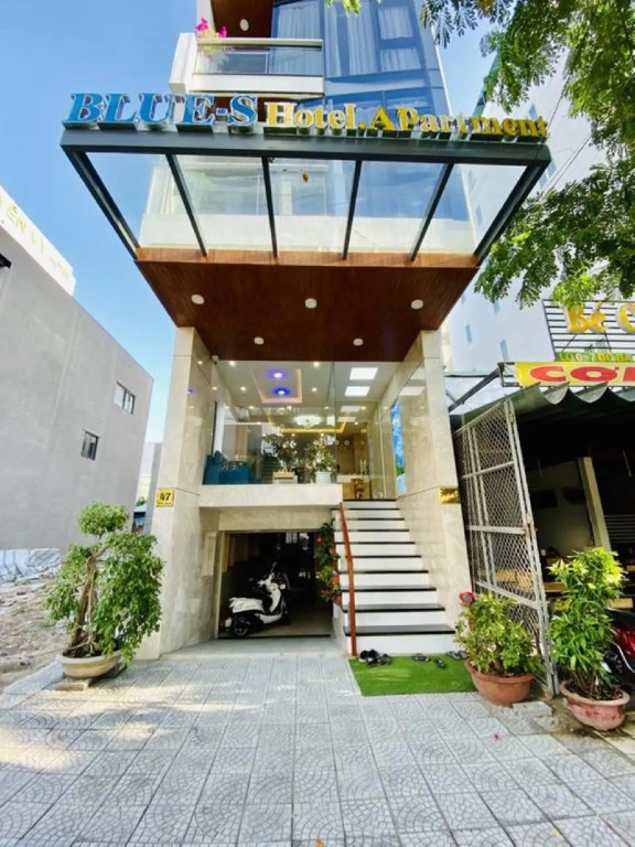 Blue S Hotel & Apartment