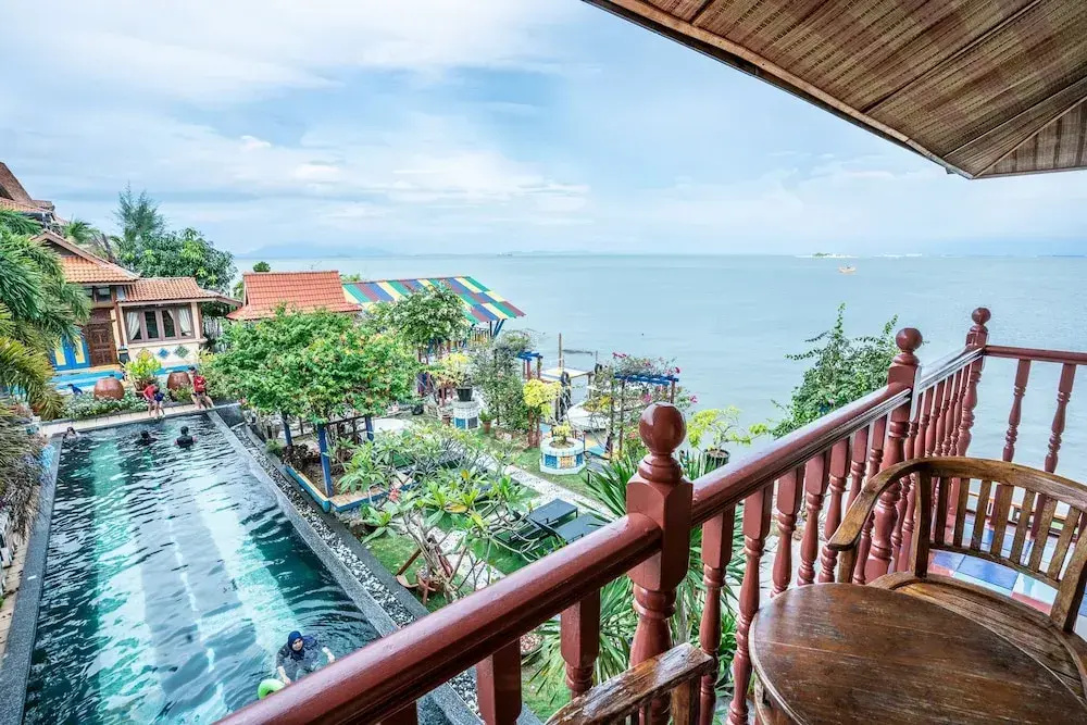 Lost Paradise Resort