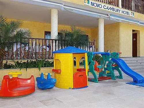 Beach Hotel Cambury