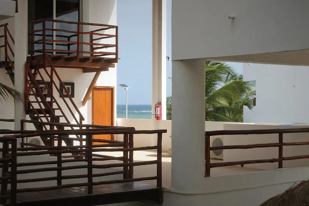 Condo Portofino