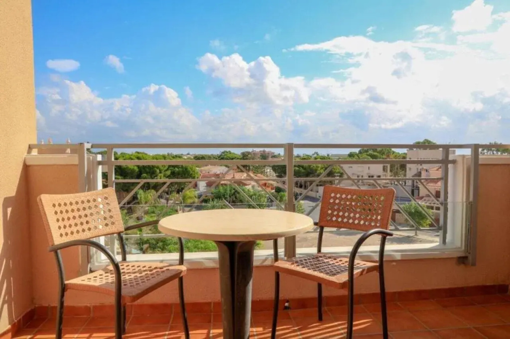 Balcony & Terrace