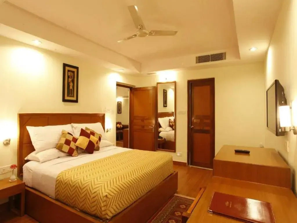 Deluxe Suite