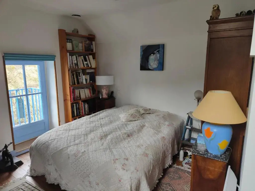 Voir la photo 2 — Ferme semi-troglodytique 18e siècle