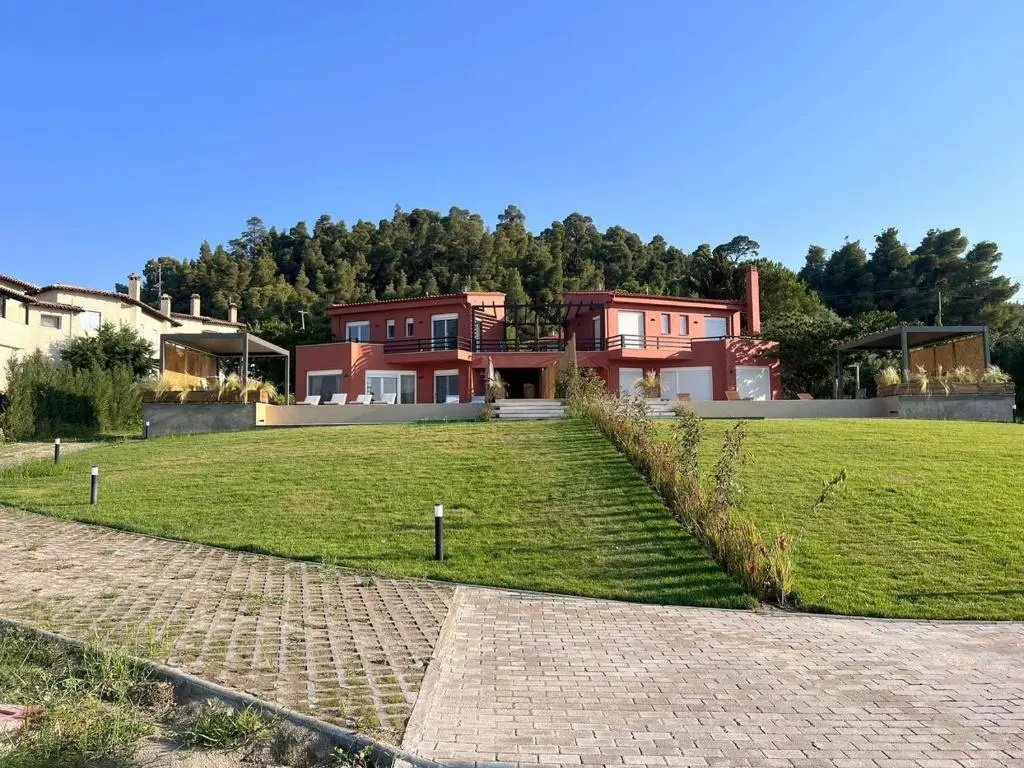 Twin Villas
