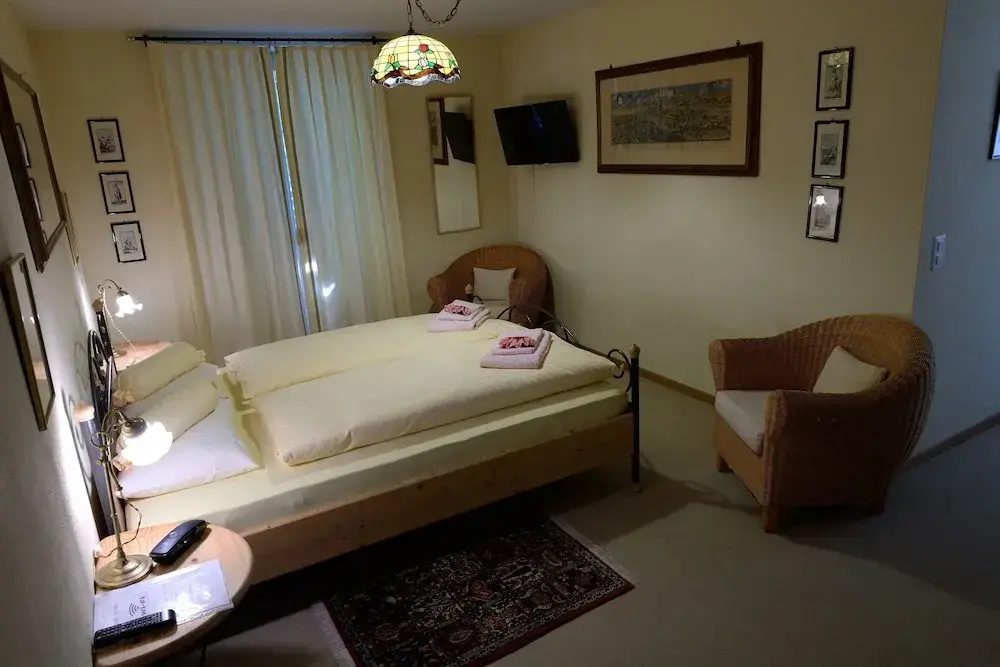 Comfort room