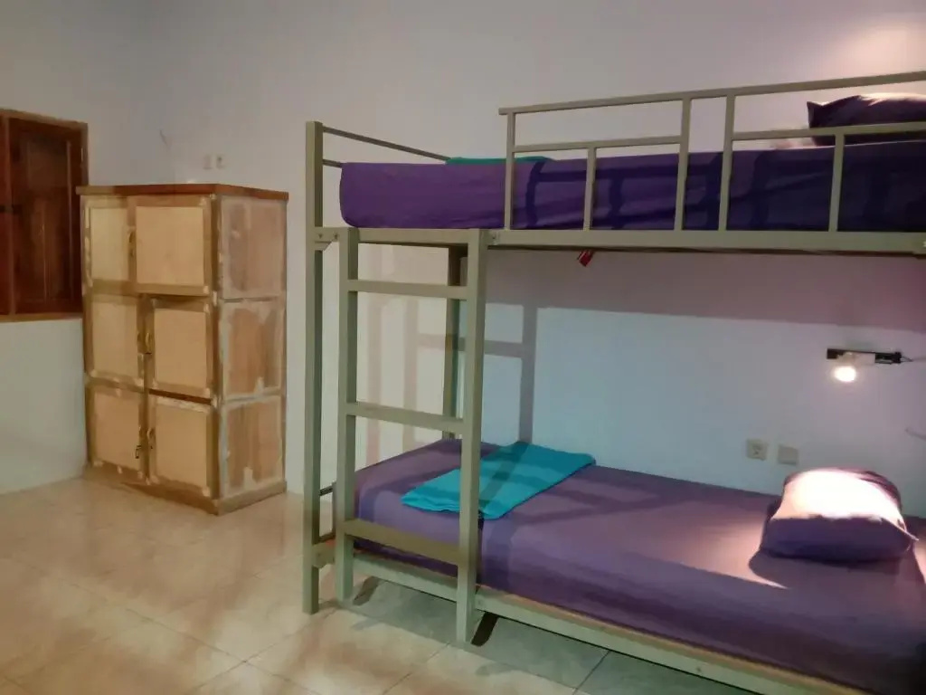 Bed in Dorm