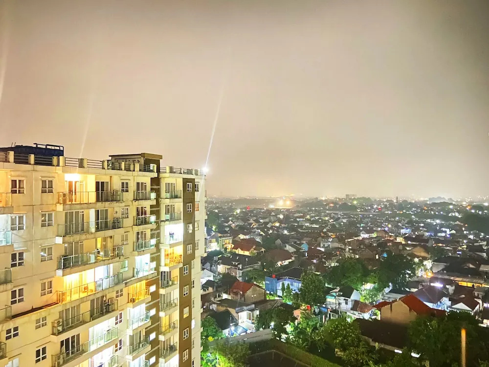 Minimalist 1Br Apartment At Gateway Pasteur