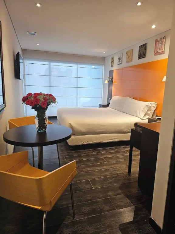 104 Art Suites - Chambres