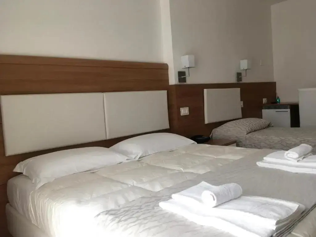 Baia Marina Hotel - Chambres
