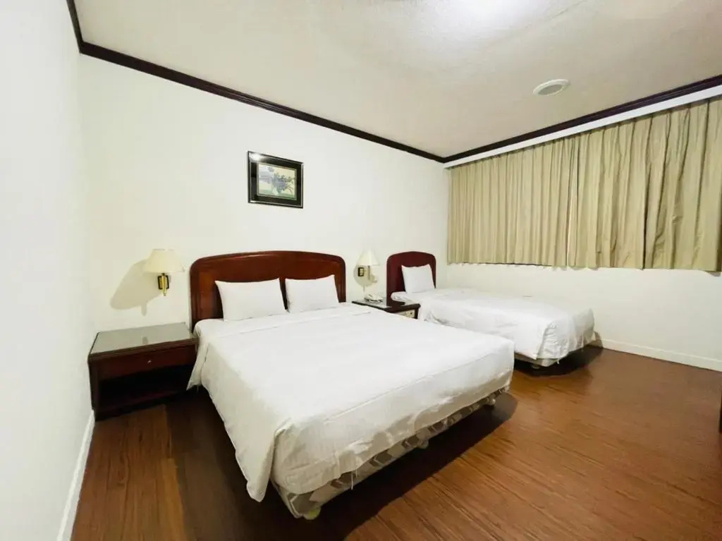 Economy room