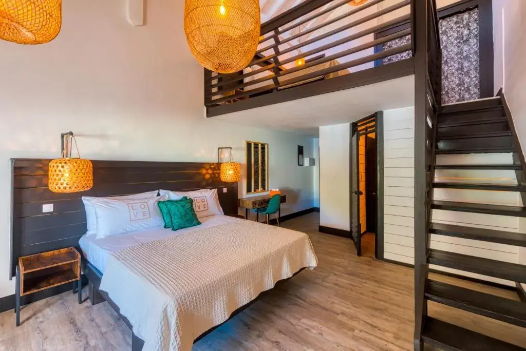 Love Hotel — фото 4