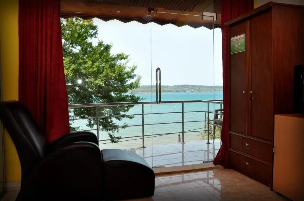 Balcony & Terrace