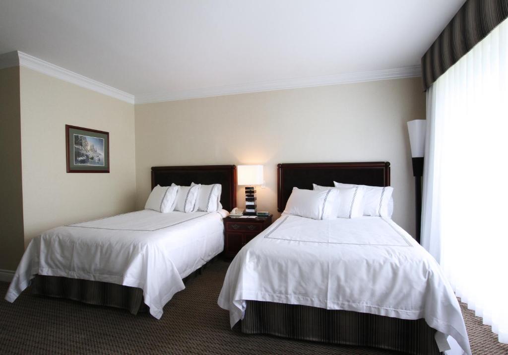 Granville Island Hotel by null