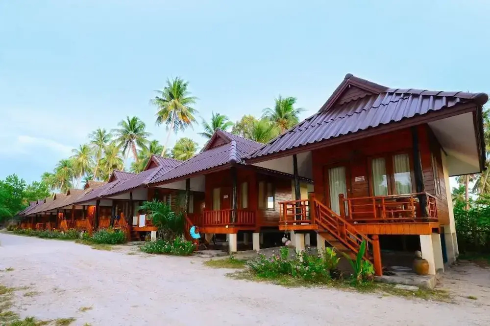 Double Bungalow with balcony (twin beds)