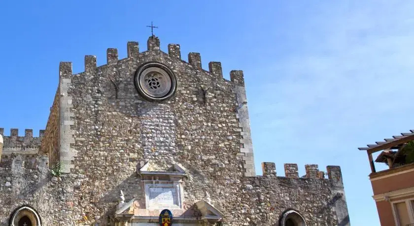 Taormina Holiday Home