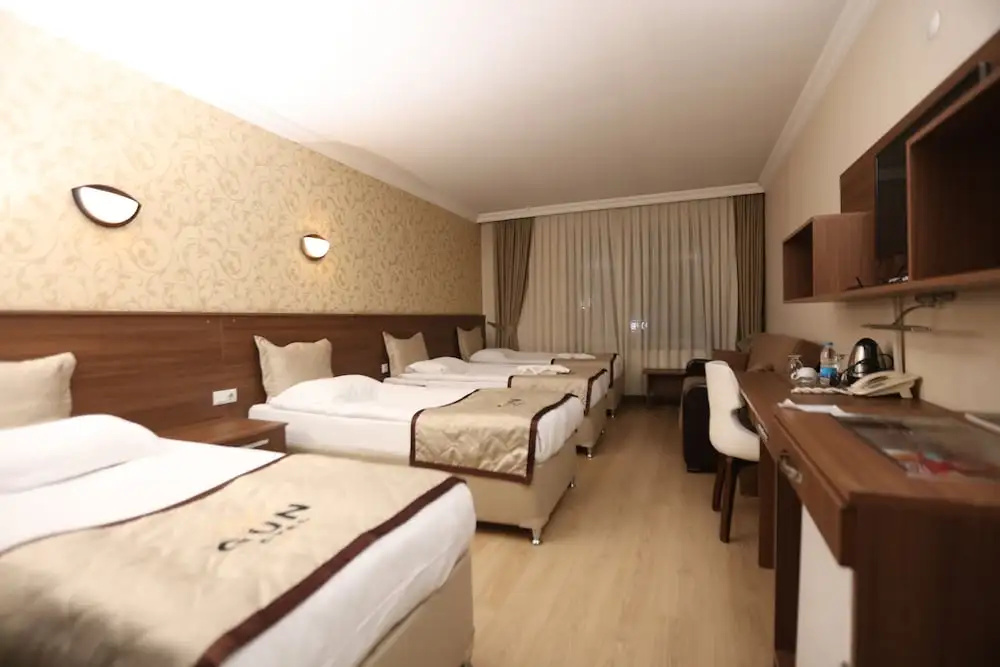 Classic Quadruple room