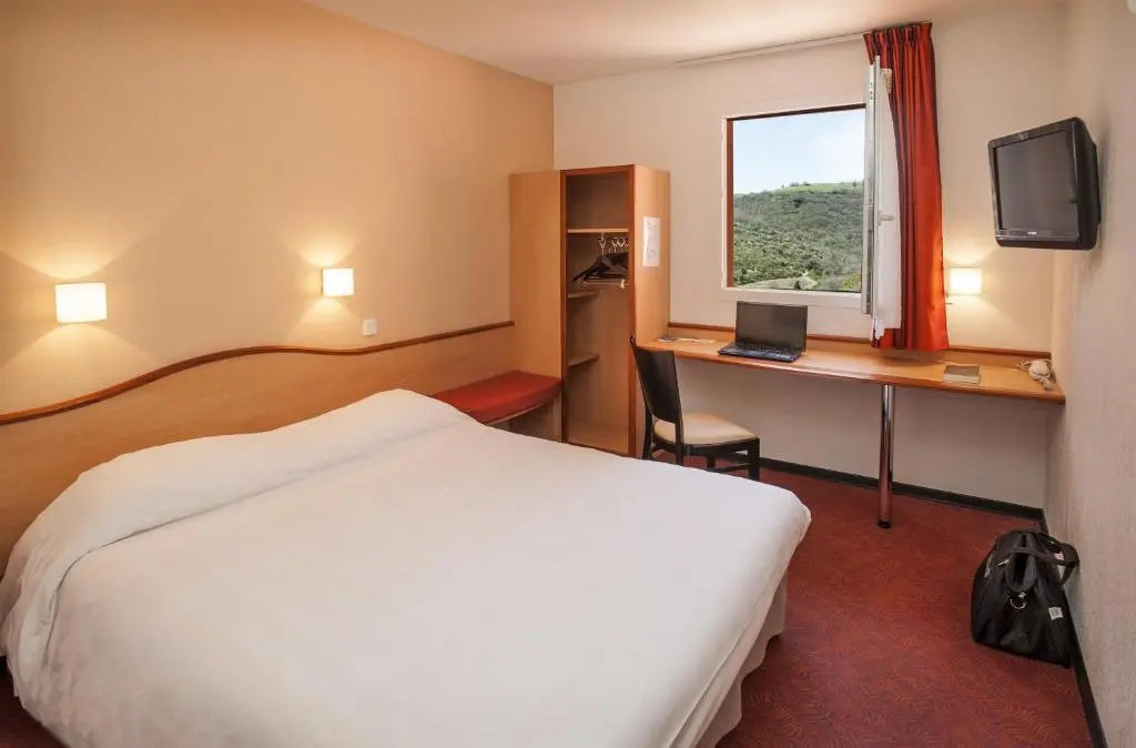 Brit Hotel Confort Montauban - Chambres