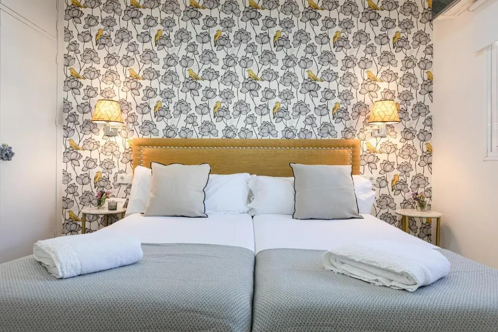 Superior Double room (full double bed)