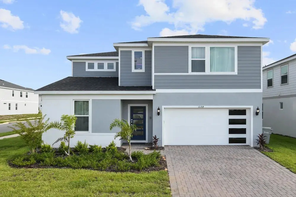Modern Resort Home w/ Pool, Spa & Arcade Access