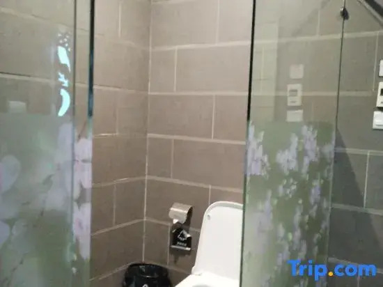 Номер Superior в Yiyue Express Hotel