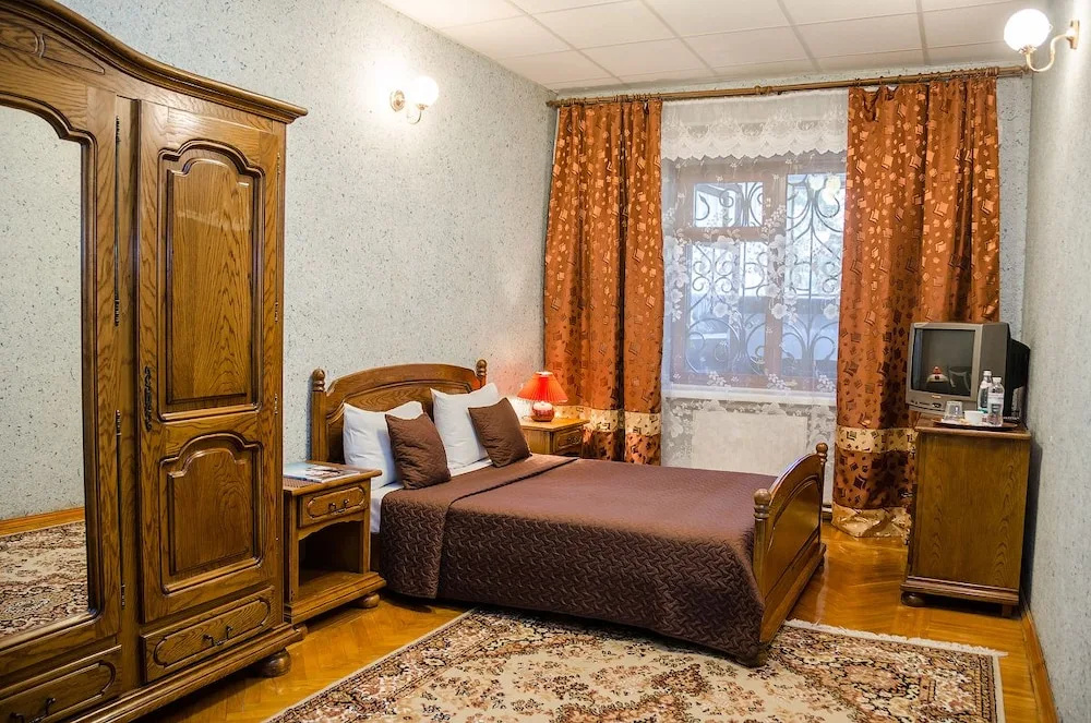 Dvoryanskiy - Chambres