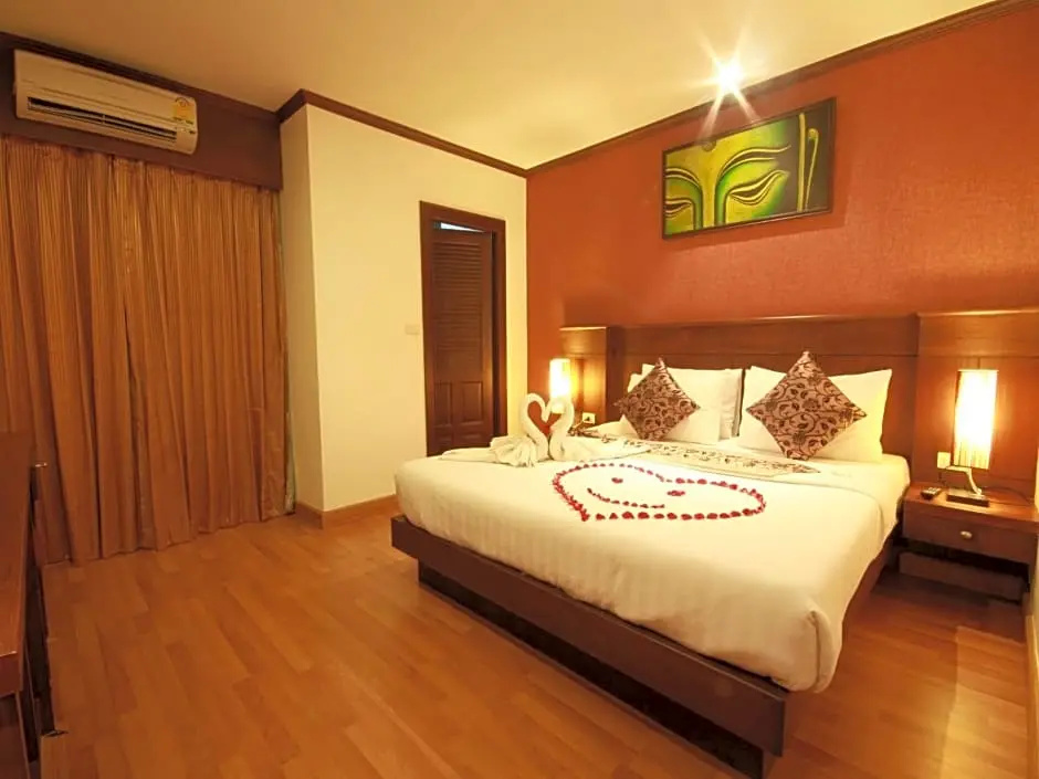 Superior Double room (full double bed)