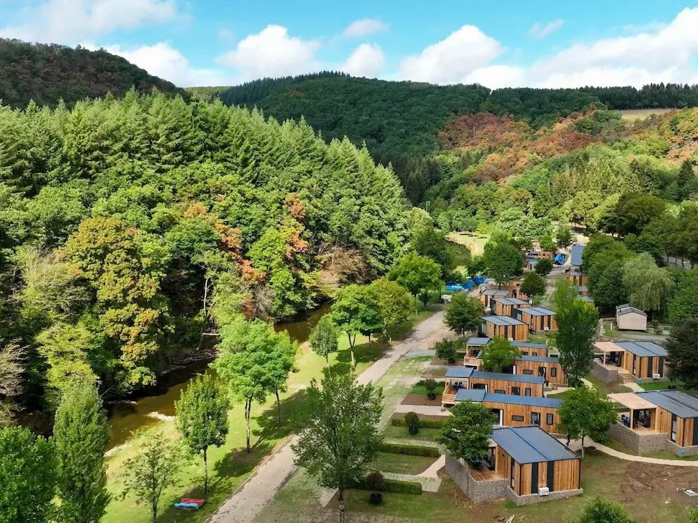 Modern Chalet With Dishwasher, in a Holiday Park, in a Natural Environment