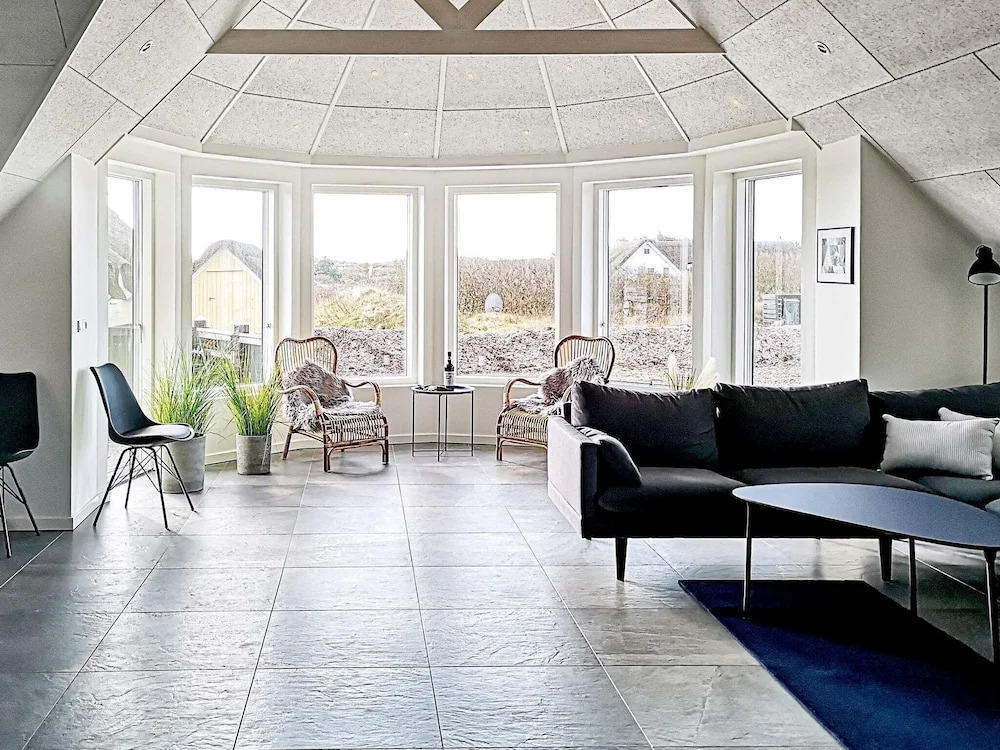 Spacious Cottage in Ringkobing Jutland With Swimming Pool - фото 11