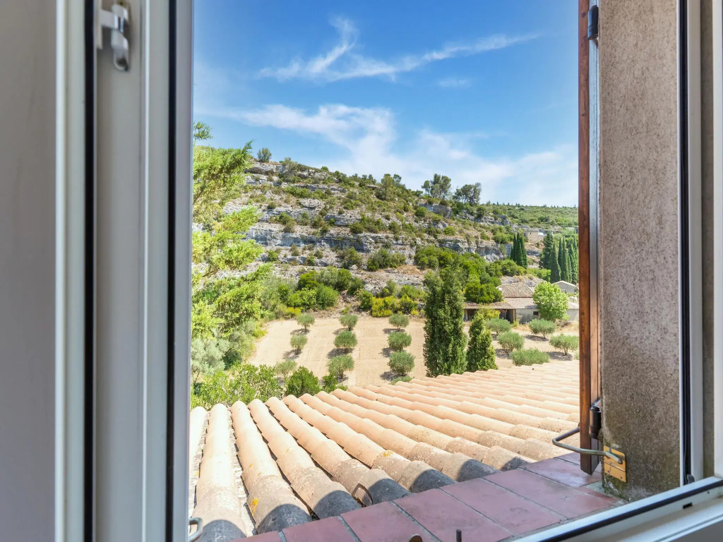 Minerve Holiday Home With Garden