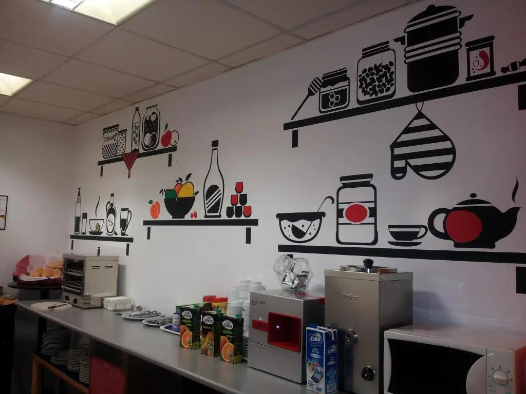 Food & Beverage
