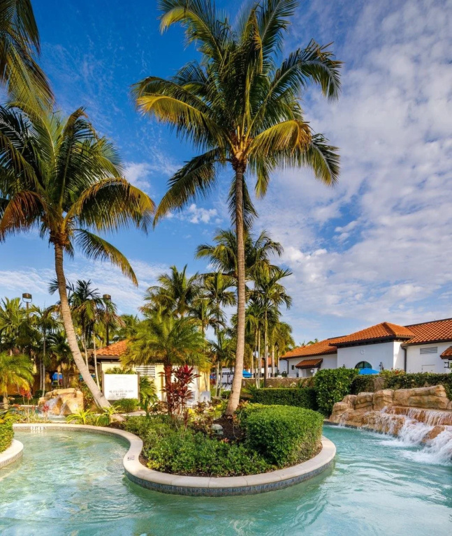 Beach & Waterfront