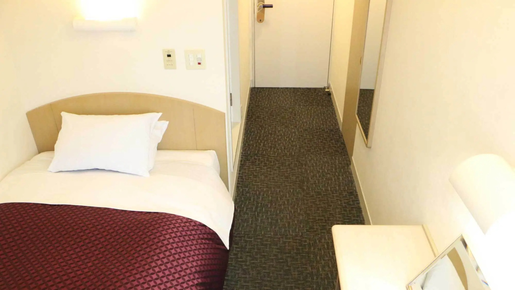 Economy room