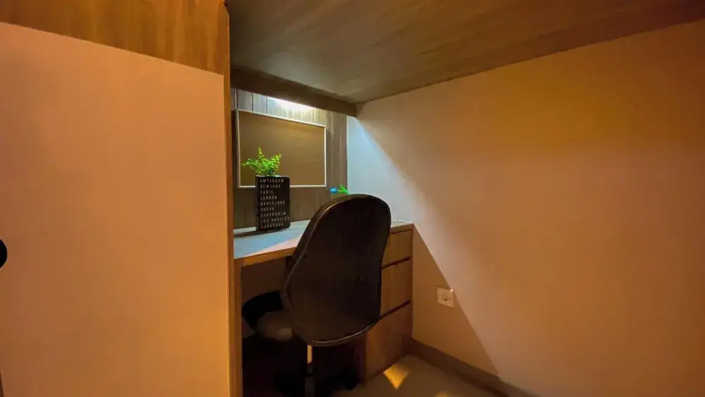 Homey Combined 3Br With Working Room At Gp Plaza Apartment