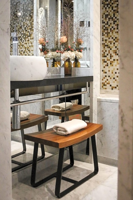 Hotel Montalembert 63