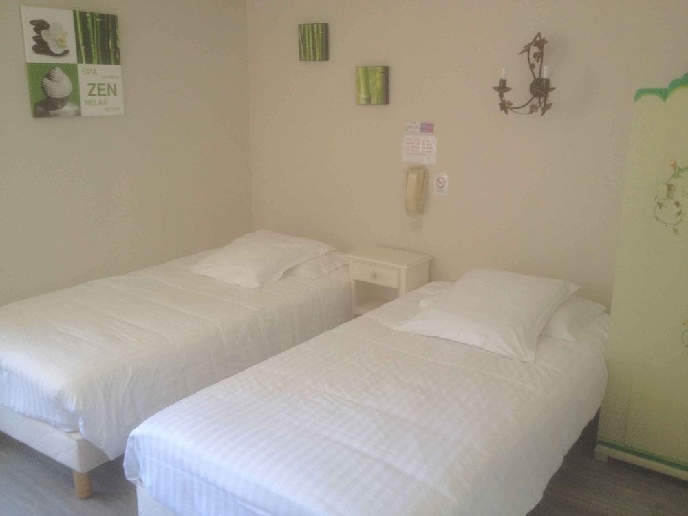 Le Mondes Hotel — 4