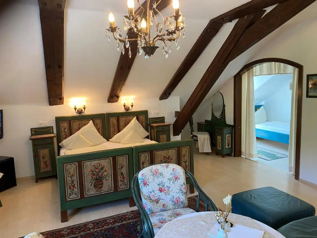 Hotel Nikolasch - Chambres