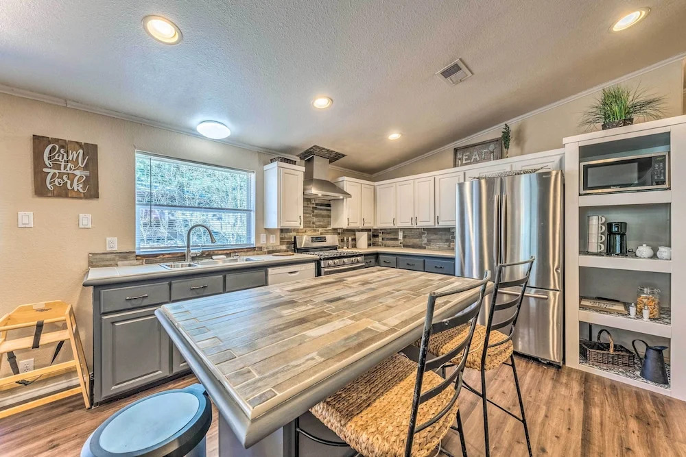 Cozy Cloudcroft Cabin w/ Deck & Gas Grill! - фото 15