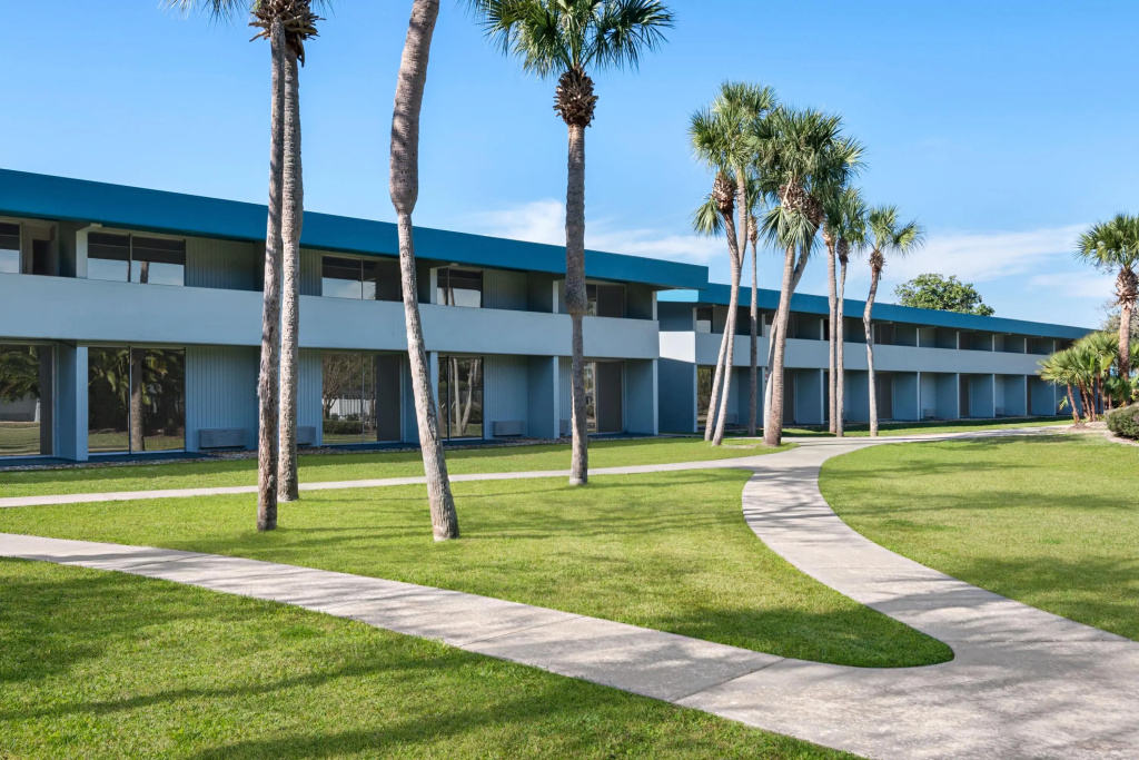 Baymont by Wyndham Intl Speedway/I-95/Daytona Beach