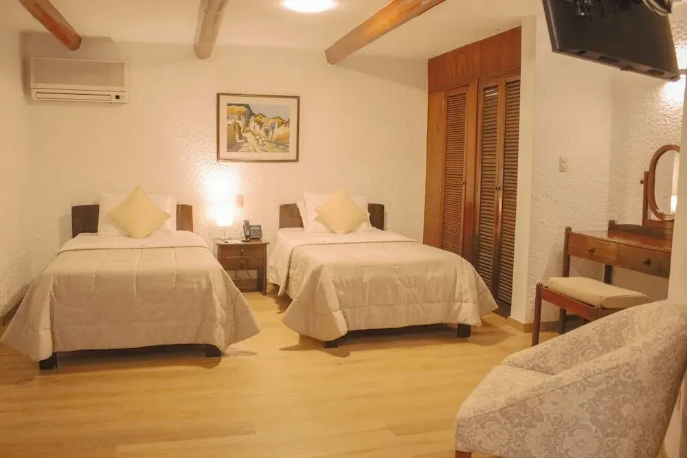 Executive Double room with garden view (twin beds)