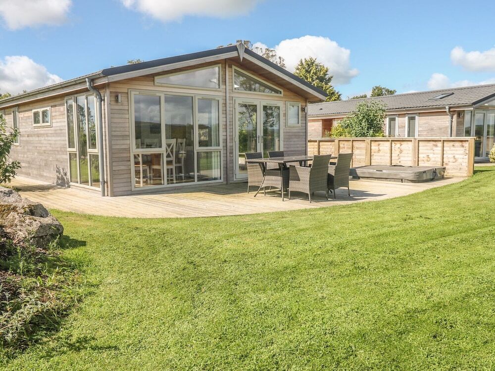 Nursery Lodge, 5 Horizon View, Liskeard