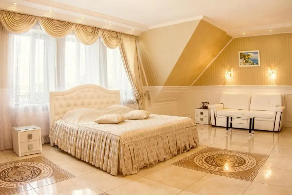 Superior Suite