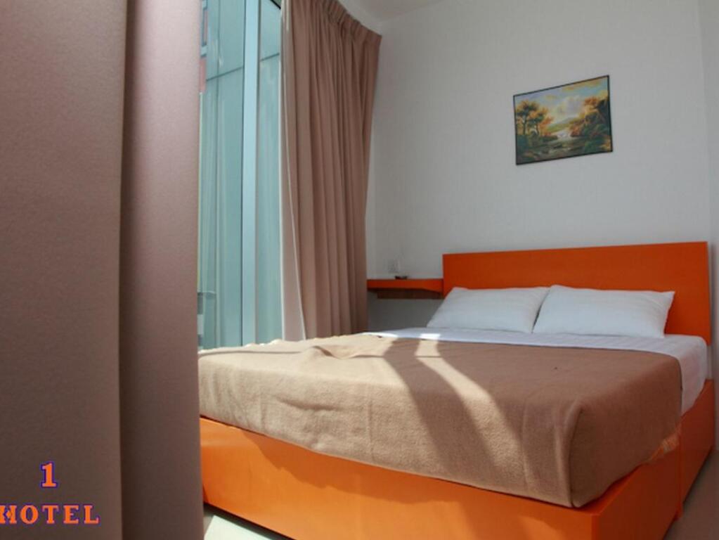 1 Hotel Kuchai Lama