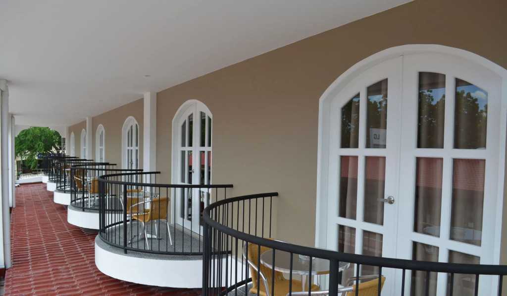 Balcony & Terrace