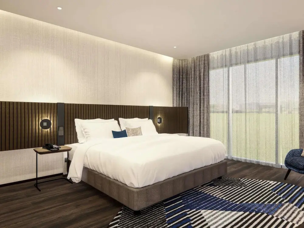 Double Suite with pool view (full double bed)