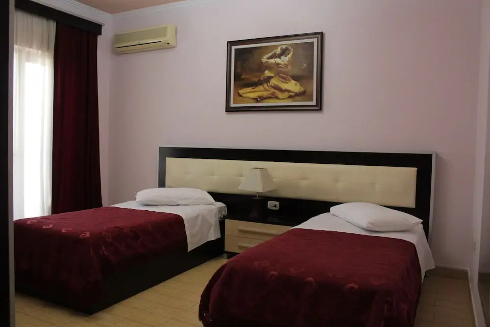 Economy Double room with balcony (twin beds)