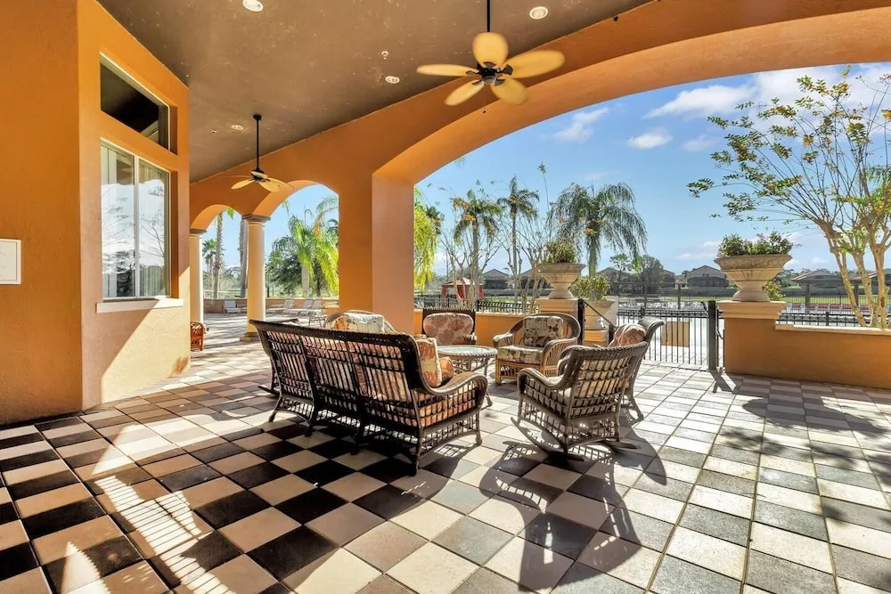 Light, Fresh and Airy Pool Home Near Disney 4bd/3ba - #4av420