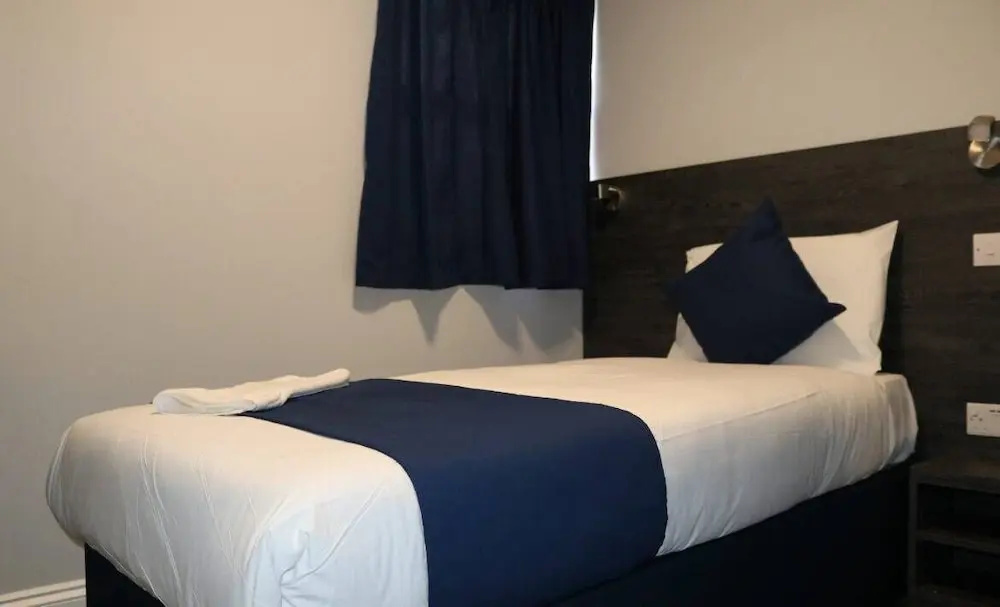 Blue Sapphire Hotel — фото
