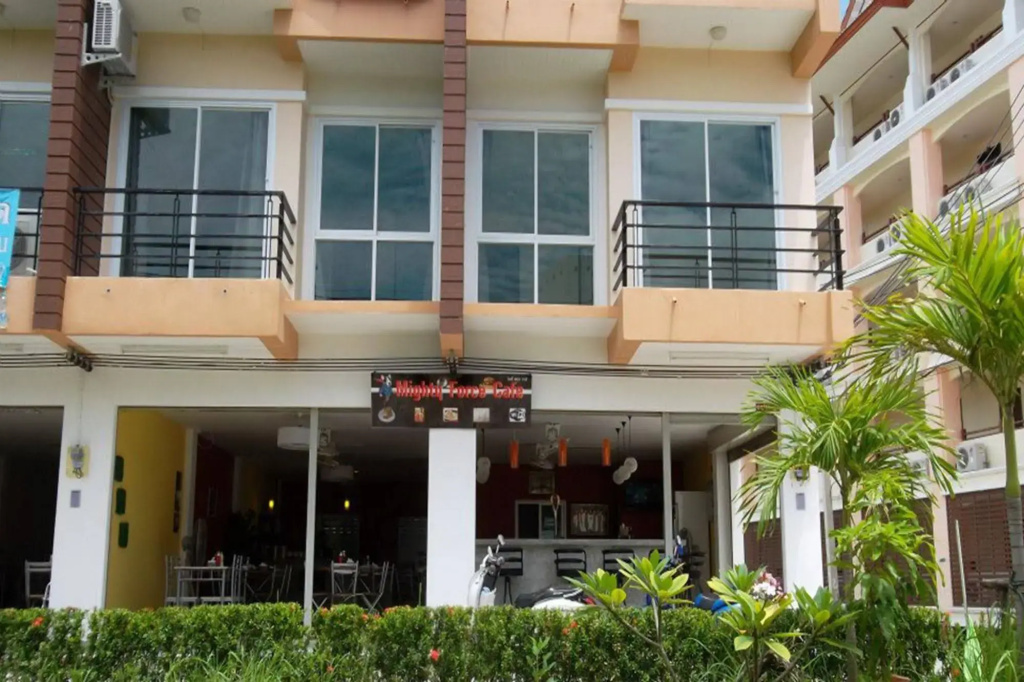 Tropical Sands Guesthouse