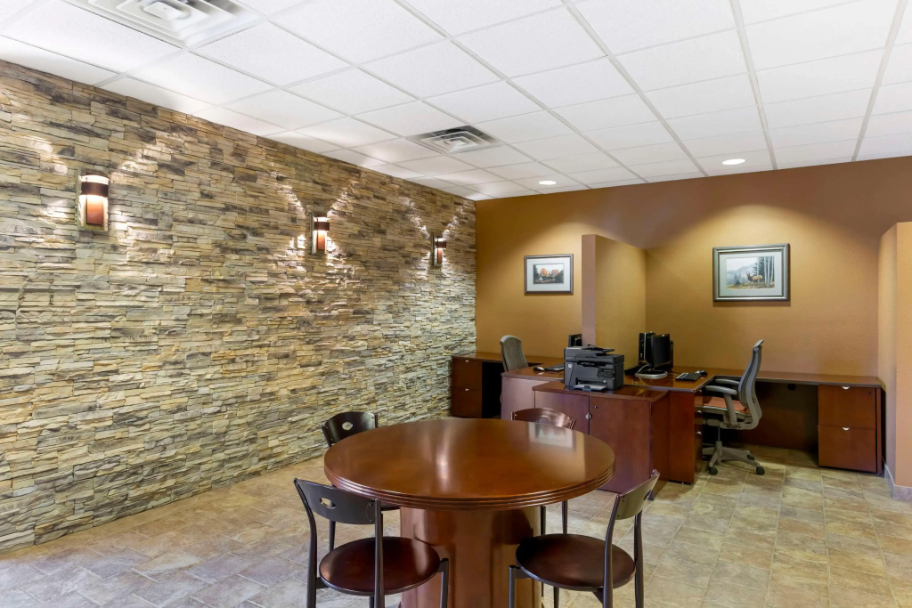 Best Western Plus Raton Hotel - фото 17