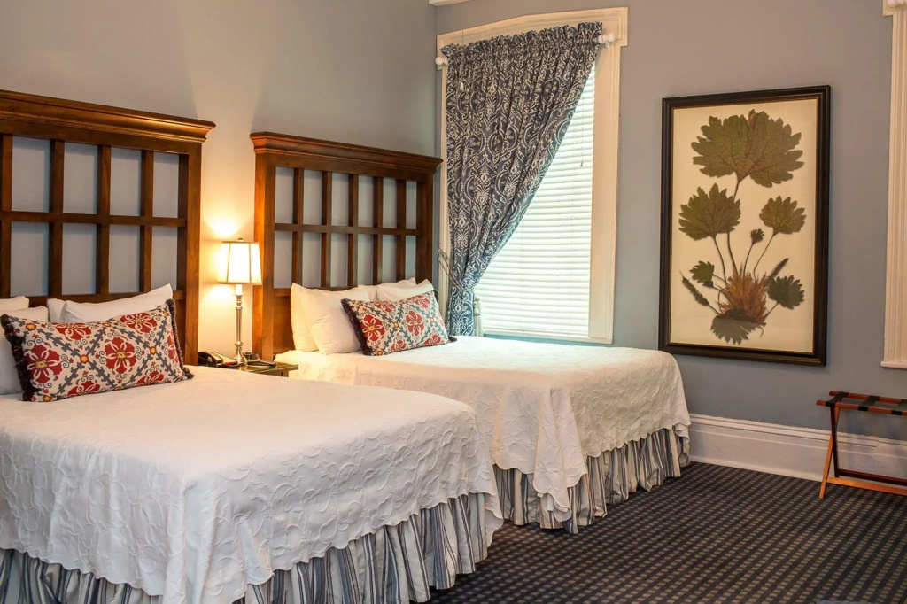 Superior Quadruple room